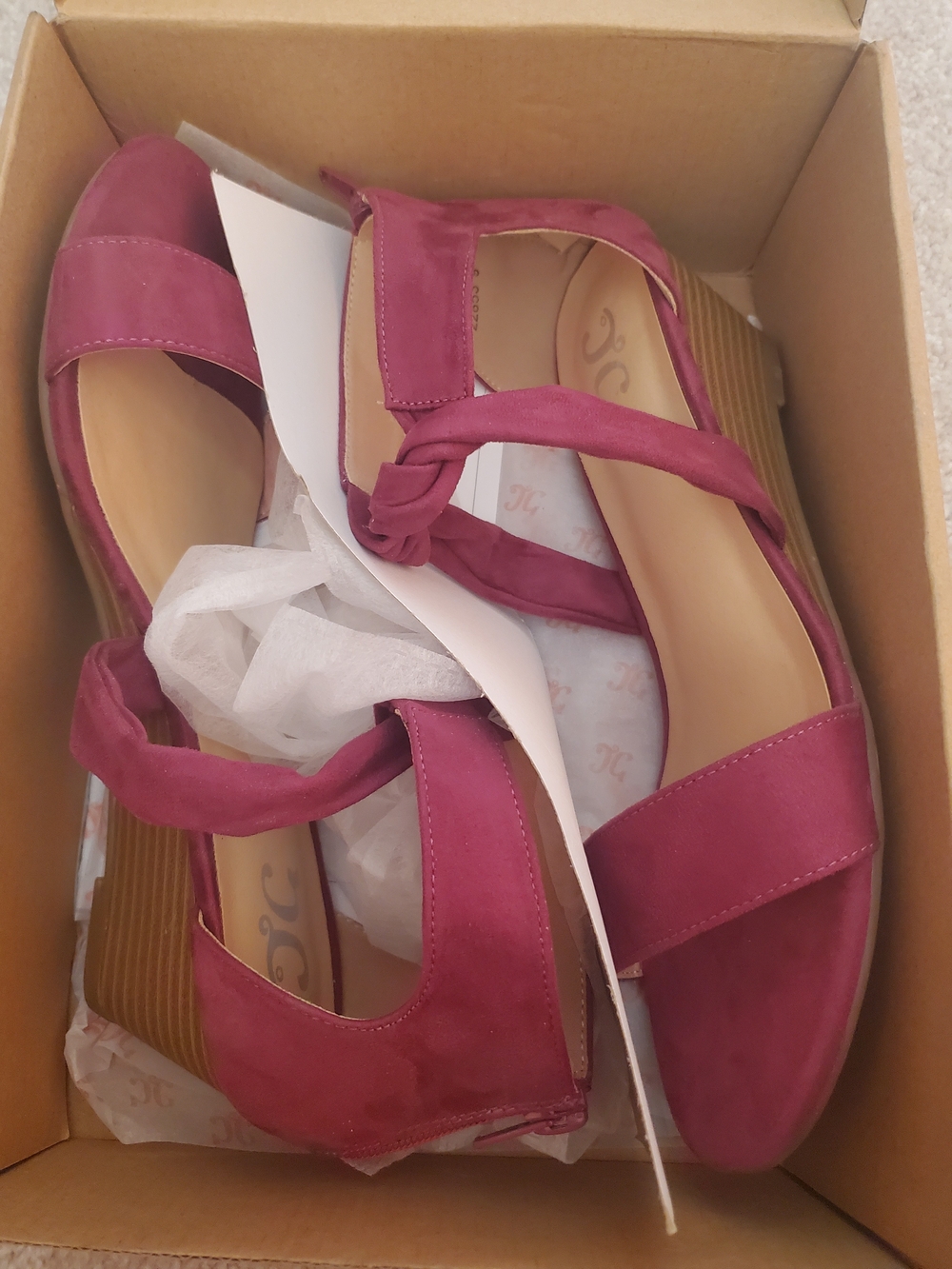Journee Collection Knot-Detail Wedge Sandals in Fuchsia